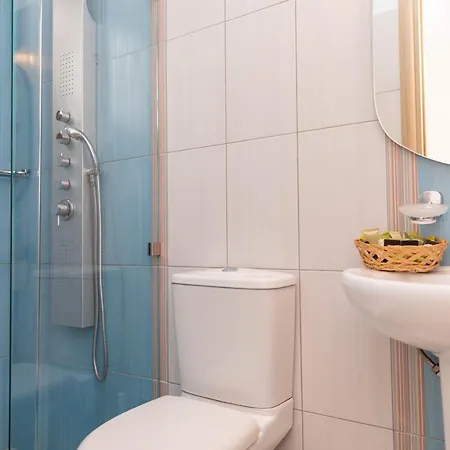 Apartment Depis Place And