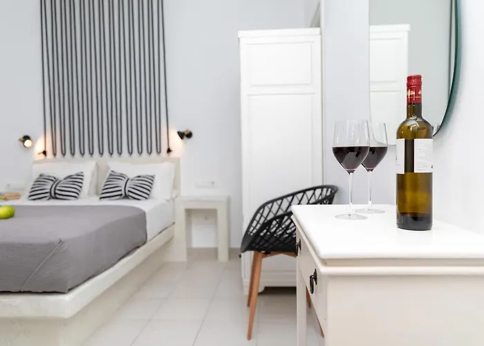 Depis Place And Lägenhet Naxos City