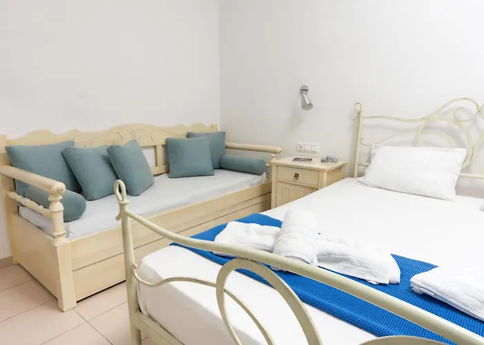 Depis Place And Lägenhet Naxos City